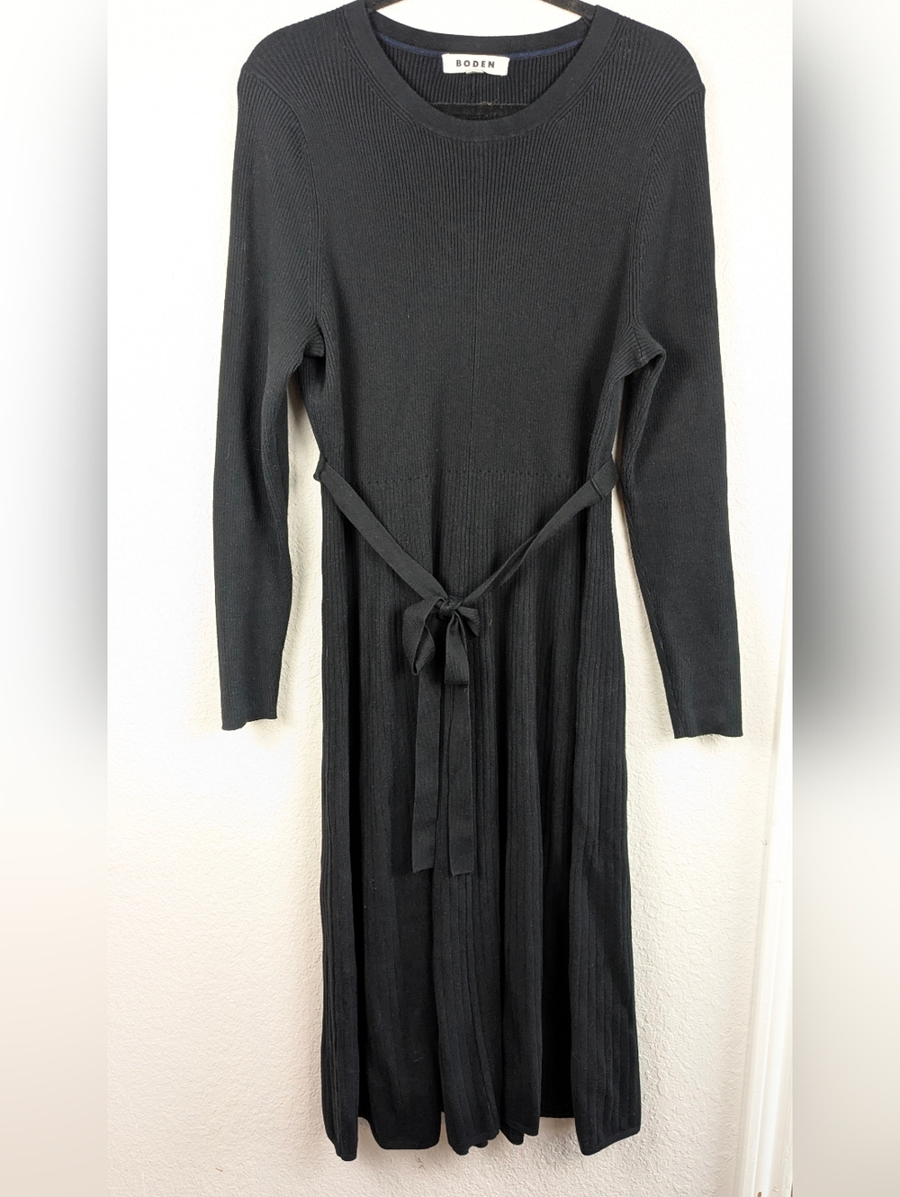 Boden Midi Sweater Dress Size 14 Stretch Rib Knit Black A-Line Like New